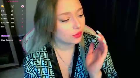 Snapshot of teasemily chatting on March 9, 2026, 5:39 pm teasemily online show from March 9, 2026, 5:39 pm