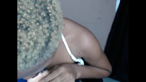 teasexkitty online show from June 22, 2026, 3:25 am
