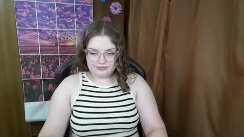 Snapshot of teasing_dora chatting on July 15, 2026, 2:28 am Teasing Dora online show from July 15, 2026, 2:28 am