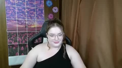 Snapshot of teasing_dora chatting on July 25, 2026, 11:35 pm Teasing Dora online show from July 25, 2026, 11:35 pm