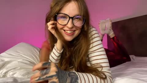 Mary     X TechnoElfff  INST    fansly kissmary online show from April 11, 2026, 7:29 pm