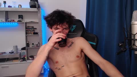 Teddy online show from December 19, 2024, 4:13 am