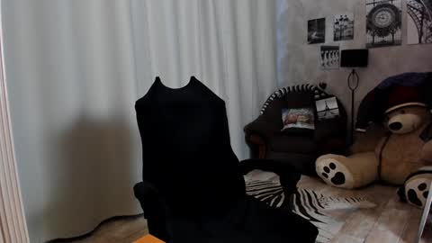 Teddy online show from January 15, 2025, 7:37 am