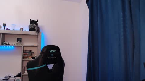 Teddy online show from February 8, 2025, 8:09 am