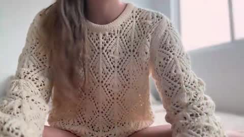 Amy No penetration Virgiin giirl online show from October 8, 2025, 3:09 pm