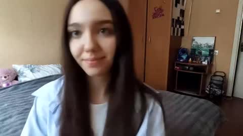 Kimi online show from November 25, 2025, 12:38 pm