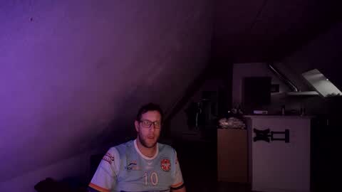 tej1708 online show from December 5, 2024, 7:05 am