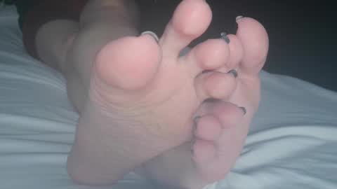 Viv West online show from December 18, 2024, 6:43 am