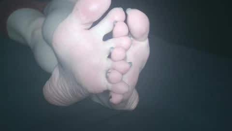 Viv West online show from January 2, 2025, 2:11 am