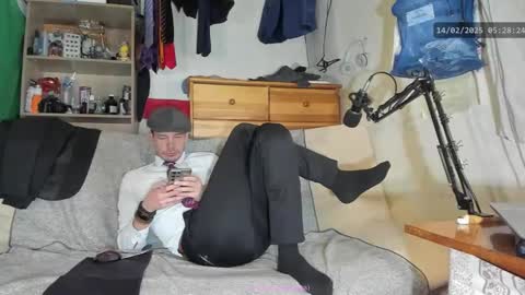 Virg Lszl online show from February 14, 2025, 4:26 am