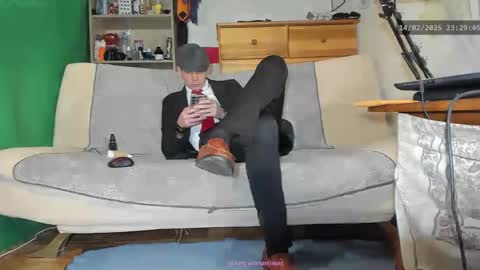 Virg Lszl online show from February 14, 2025, 11:53 pm