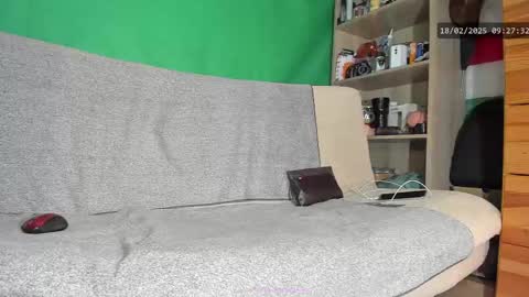 Virg Lszl online show from February 18, 2025, 8:27 am