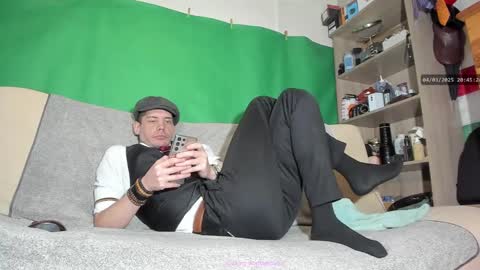 Virg Lszl online show from March 4, 2025, 7:43 pm