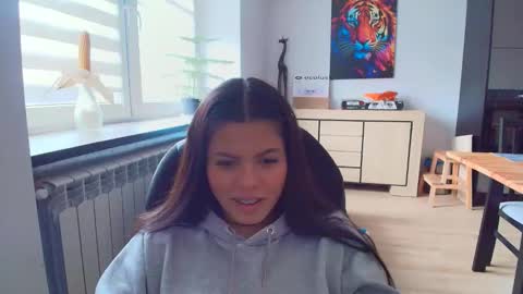 Amazing SALOME online show from October 16, 2025, 8:48 am