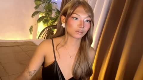 Snapshot of temptation_ashley chatting on June 17, 2026, 9:01 am temptation_ashley online show from June 17, 2026, 9:01 am