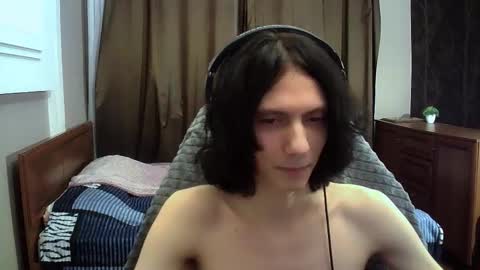 temptvelvet online show from November 28, 2025, 9:34 am