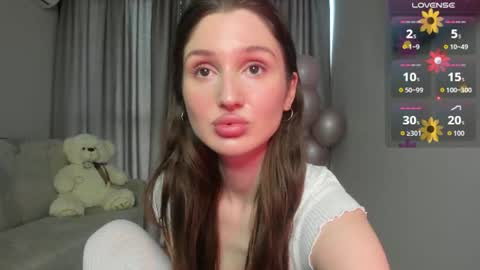 Snapshot of tender_babyyy chatting on June 16, 2026, 11:35 am Amina online show from June 16, 2026, 11:35 am