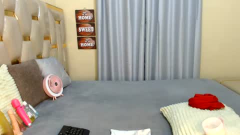 Snapshot of tendersuger8 chatting on July 29, 2026, 5:49 am Sugar online show from July 29, 2026, 5:49 am