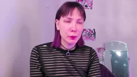 Kira online show from March 4, 2026, 8:42 am