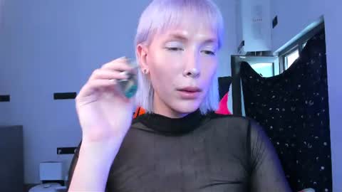 Kira online show from July 4, 2026, 2:51 am