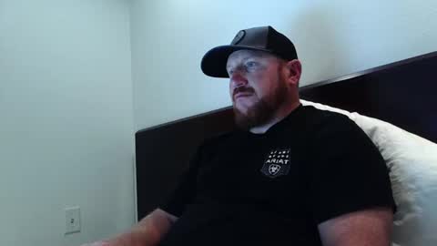 Snapshot of tenn239 chatting on April 1, 2026, 7:11 pm tenn239 online show from April 1, 2026, 7:11 pm