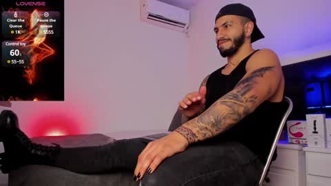 Teo Ferrer online show from January 17, 2025, 9:06 pm