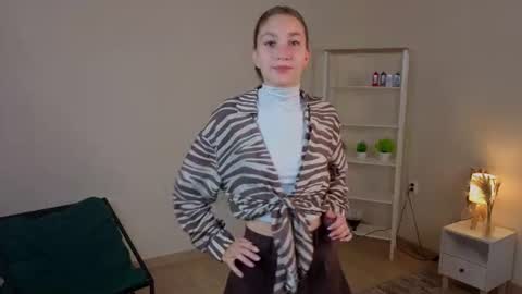 Snapshot of teressapizzi chatting on August 4, 2026, 1:09 am Emma online show from August 4, 2026, 1:09 am