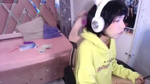 Terra Elowen online show from October 2, 2025, 11:39 am