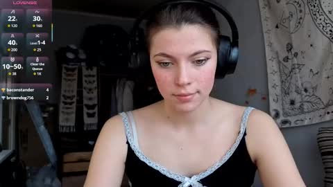 Anny Simpson online show from November 15, 2025, 5:49 am