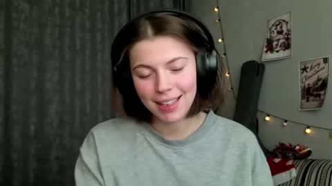 Anny Simpson online show from January 12, 2026, 6:07 am