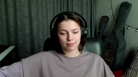 Anny Simpson online show from March 20, 2026, 7:02 am