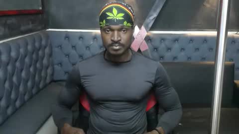 terranze_z online show from February 7, 2026, 8:23 pm