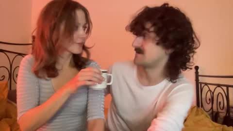 Snapshot of terry_and_elanor chatting on November 27, 2025, 1:51 am terry and elanor online show from November 27, 2025, 1:51 am