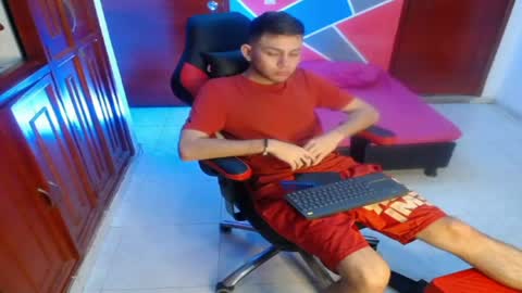 terryy_hot online show from April 20, 2026, 10:29 am