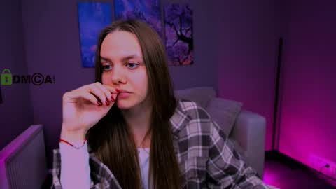 Tessa online show from September 28, 2025, 3:06 pm