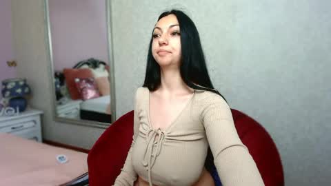 Snapshot of tessa_joy chatting on June 5, 2026, 4:08 am Tessa Joy online show from June 5, 2026, 4:08 am