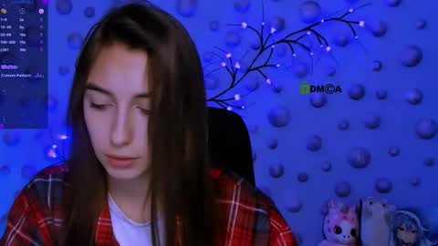 Snapshot of tessa_tea chatting on December 18, 2025, 10:54 am tessa_tea online show from December 18, 2025, 10:54 am