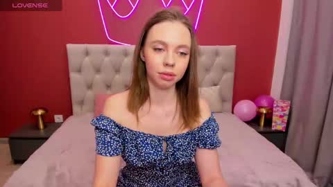 Tessa 3 online show from February 17, 2025, 1:25 am