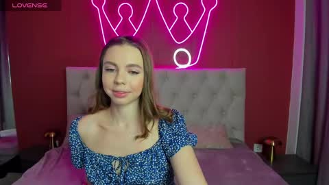 Tessa 3 online show from March 10, 2025, 1:23 am
