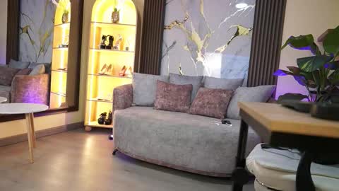 Tessa Fox online show from February 26, 2026, 11:31 am