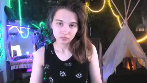 Tessa online show from October 6, 2025, 5:16 am