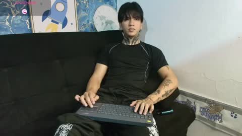 Snapshot of tessarion_black chatting on May 28, 2026, 4:10 am Tessarion online show from May 28, 2026, 4:10 am
