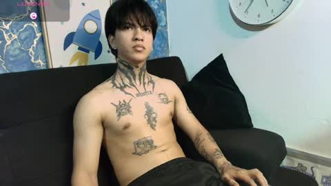 Snapshot of tessarion_black chatting on June 5, 2026, 4:41 am Tessarion online show from June 5, 2026, 4:41 am