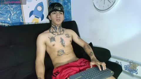 Snapshot of tessarion_black chatting on June 23, 2026, 5:27 am Tessarion online show from June 23, 2026, 5:27 am