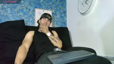 Snapshot of tessarion_black chatting on July 16, 2026, 4:18 am Tessarion online show from July 16, 2026, 4:18 am