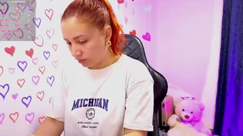 Tessy online show from April 23, 2026, 3:47 pm