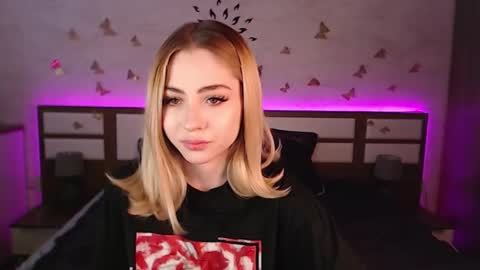 Tessa online show from February 3, 2025, 11:53 am