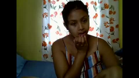 Snapshot of tessmia chatting on April 13, 2026, 7:25 am tessmia online show from April 13, 2026, 7:25 am
