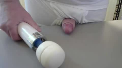 Test the Chat online show from April 21, 2026, 6:55 pm