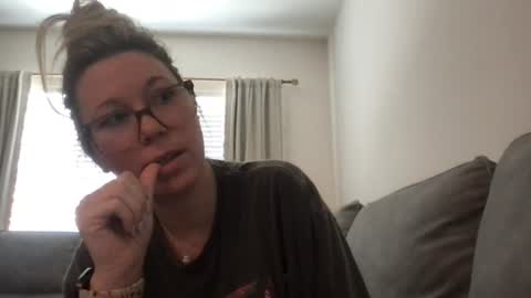 Snapshot of texas_blonde chatting on June 12, 2026, 5:01 pm Daphne Summers online show from June 12, 2026, 5:01 pm